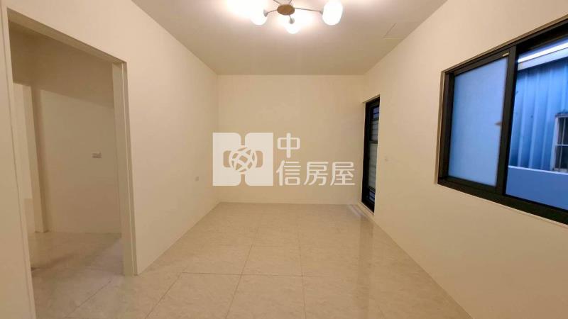南亞科大4房庭院車庫美透天房屋室內格局與周邊環境