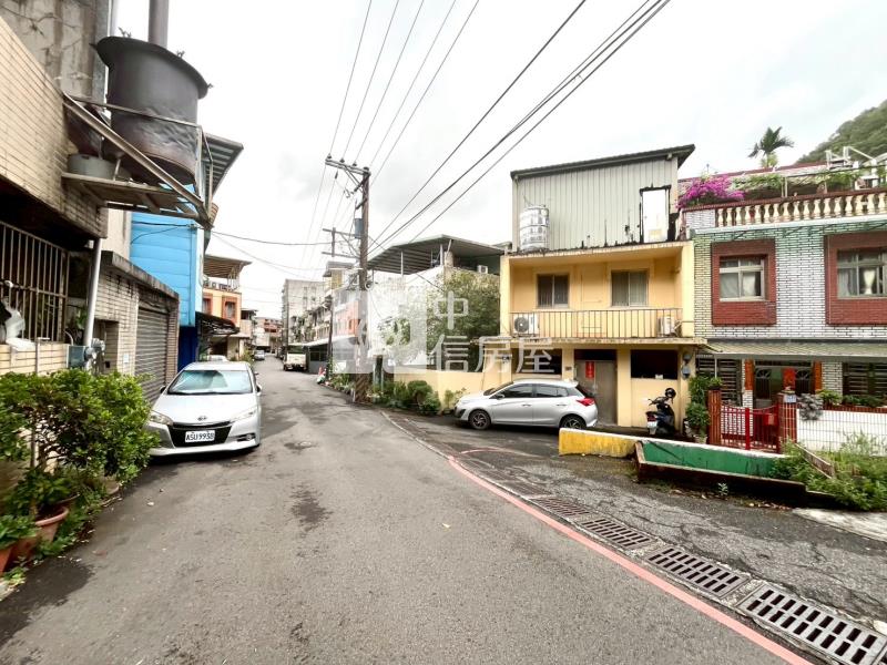 ●武隆街稀有透天房屋室內格局與周邊環境