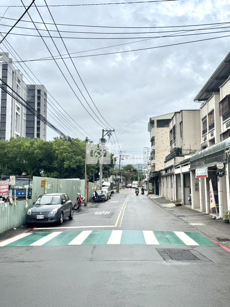 太平福平興自辦重劃土地D房屋室內格局與周邊環境
