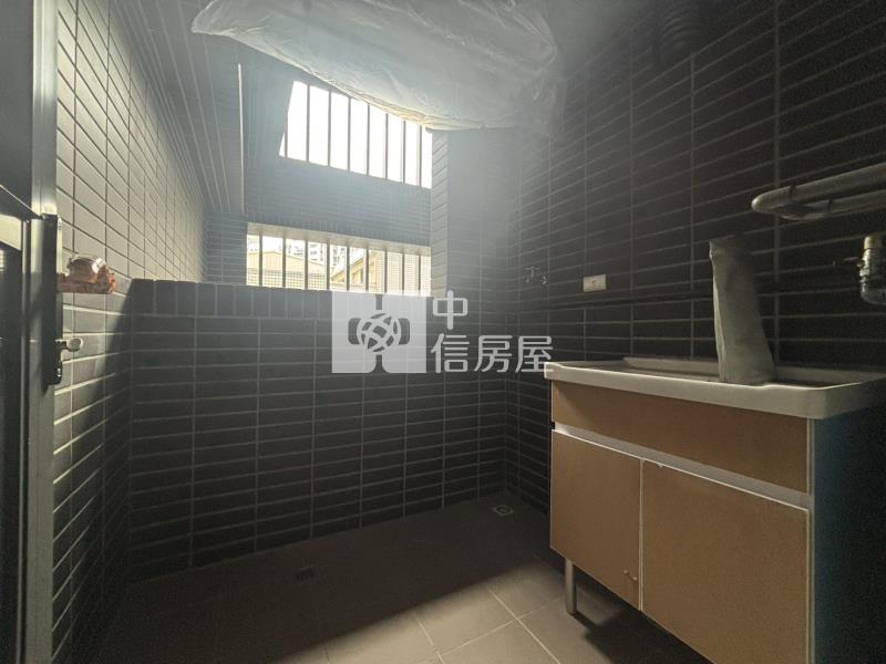 春福興波全新三房平車房屋室內格局與周邊環境