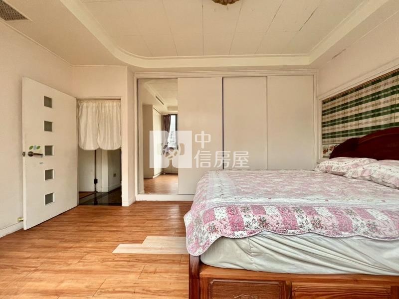 中壢交流道雙拼透天房屋室內格局與周邊環境
