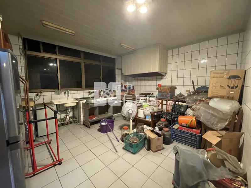 中壢新街廟大地坪透店房屋室內格局與周邊環境