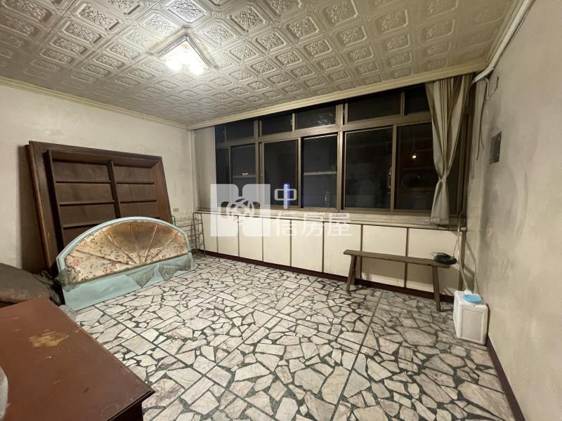 中壢新街廟大地坪透店房屋室內格局與周邊環境