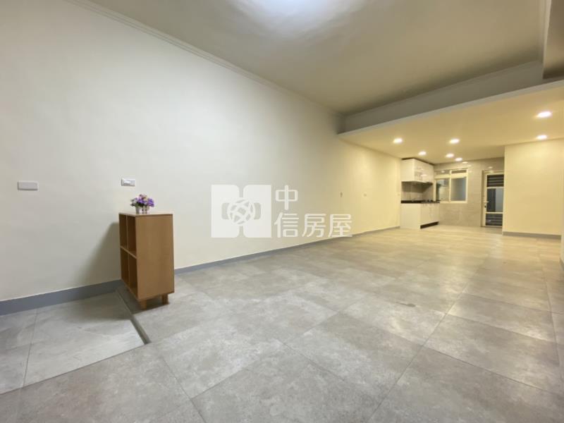 平鎮，山仔頂活巷整新透天房屋室內格局與周邊環境