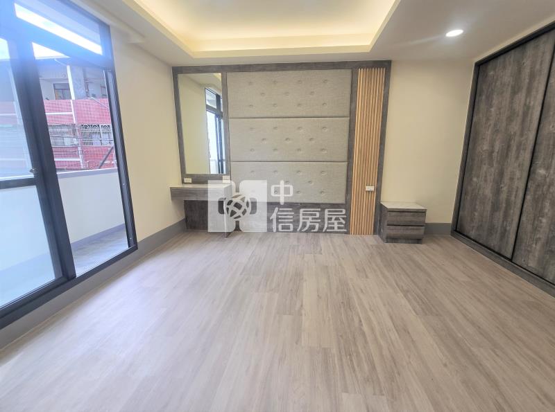 潭子矽品朝南美透天房屋室內格局與周邊環境