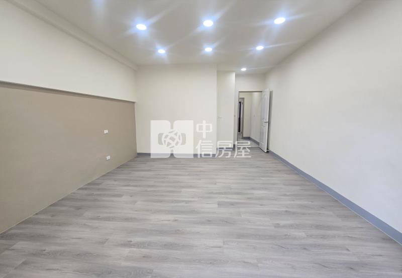 潭子矽品朝南美透天房屋室內格局與周邊環境