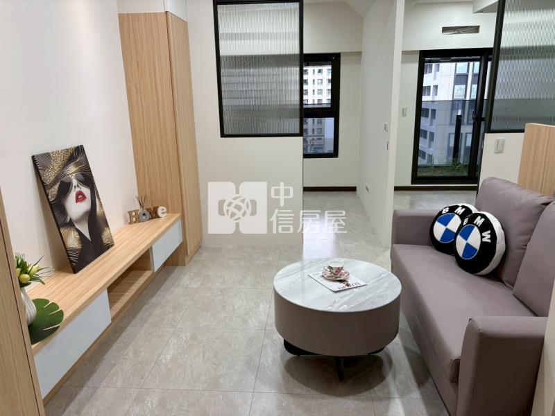 愛河景觀全新美2房房屋室內格局與周邊環境