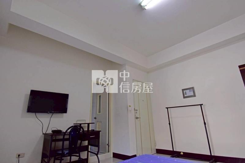 近中信科大滿租七套房房屋室內格局與周邊環境