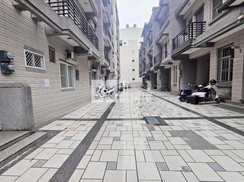 近中信科大滿租七套房房屋室內格局與周邊環境