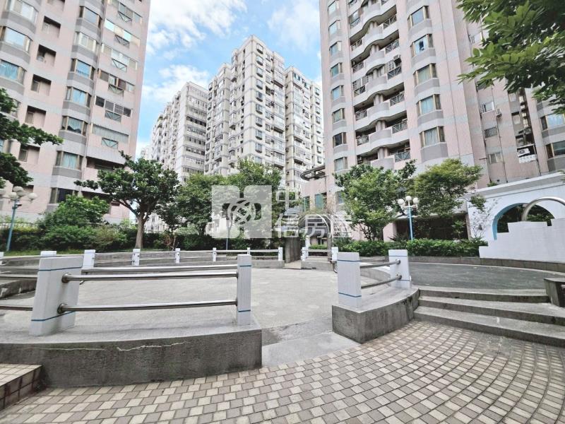 海華精美三房車房屋室內格局與周邊環境