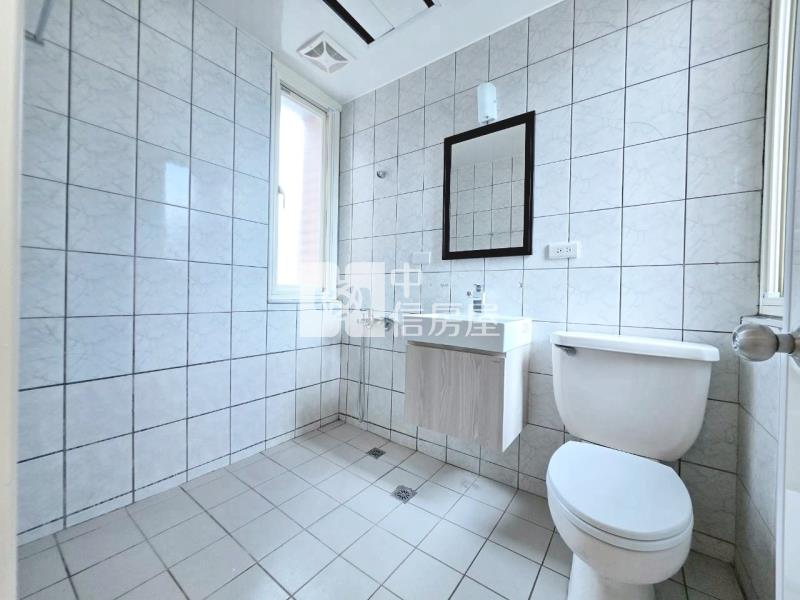 海華精美三房車房屋室內格局與周邊環境