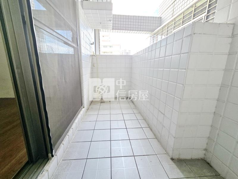 文心家園水湳經貿電梯三房房屋室內格局與周邊環境