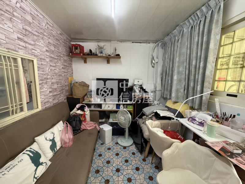 超低價游泳路平房房屋室內格局與周邊環境