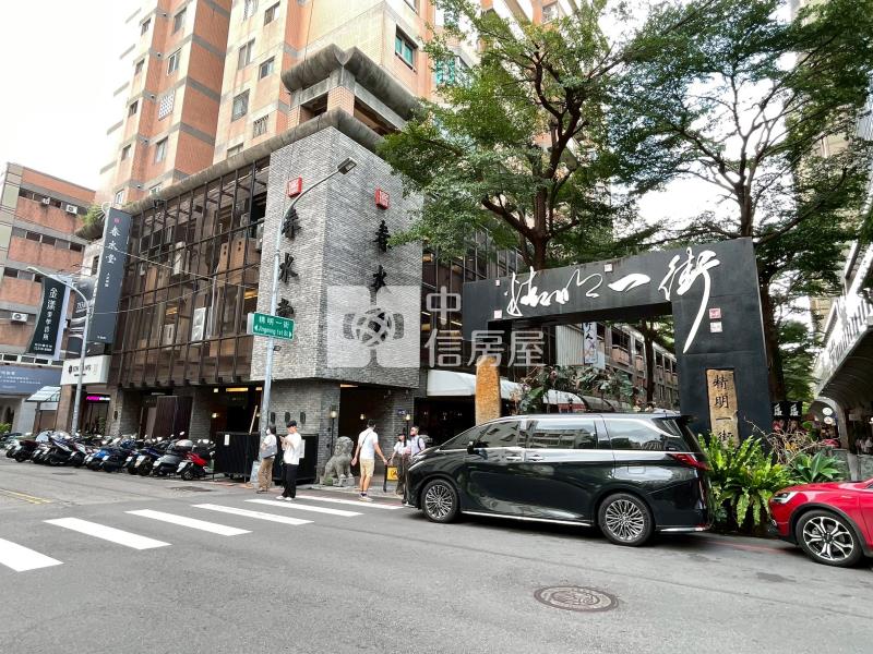 精明商圈|全新五套房|間間獨洗曬房屋室內格局與周邊環境