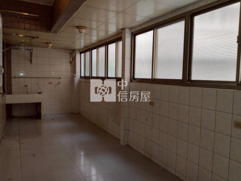 ◆龍邸中國1樓房屋室內格局與周邊環境
