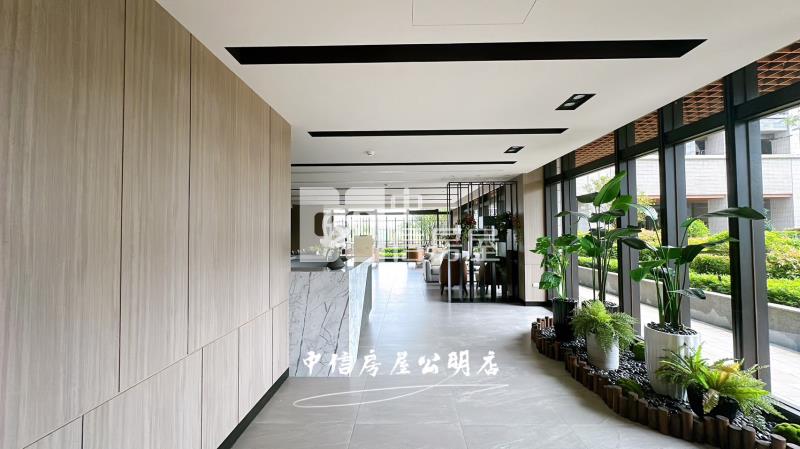 近新民路全新蓋好三房房屋室內格局與周邊環境