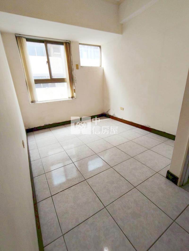 雅國華廈房屋室內格局與周邊環境