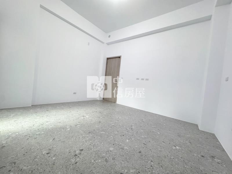 美術館全新邊間別墅房屋室內格局與周邊環境