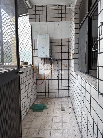 基隆德安採光美三房房屋室內格局與周邊環境