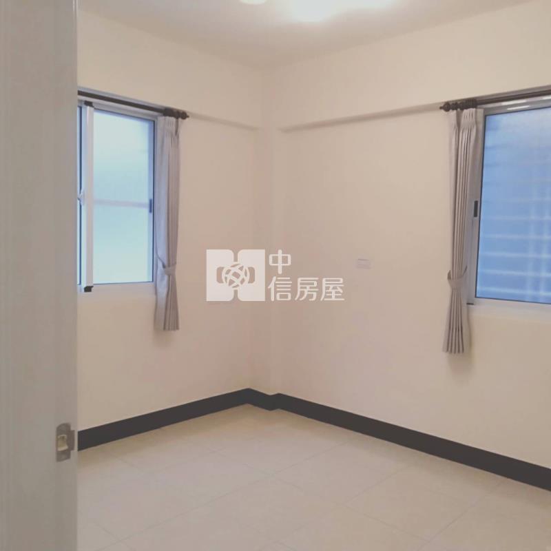 獅甲捷運站2樓翻新美寓房屋室內格局與周邊環境