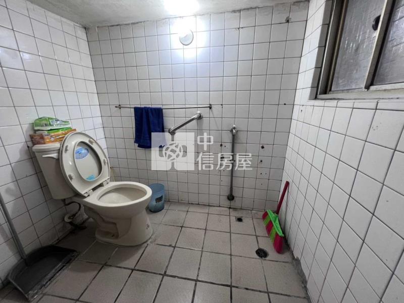 近龍科旁透天房屋室內格局與周邊環境