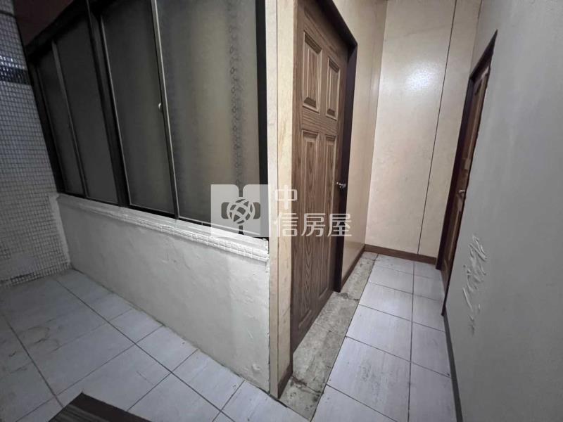 近龍科旁透天房屋室內格局與周邊環境