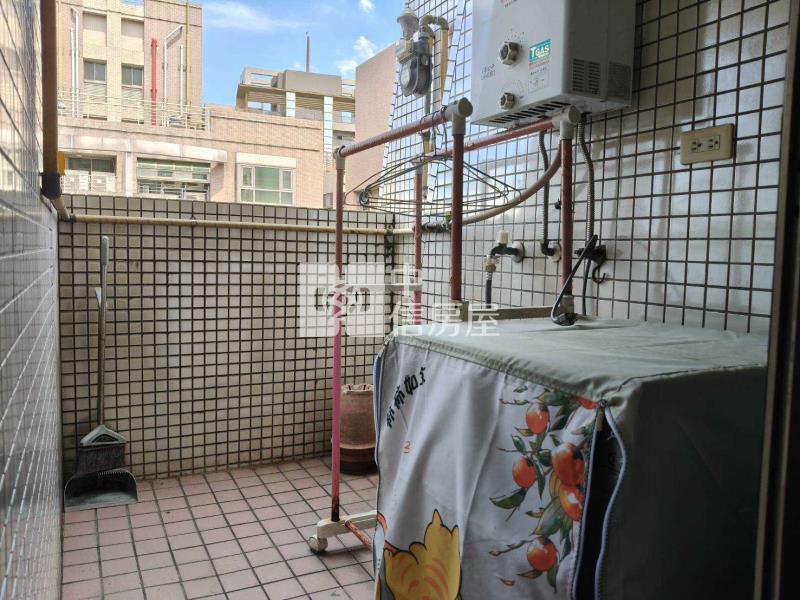中壢SOGO世紀宮庭大套房房屋室內格局與周邊環境