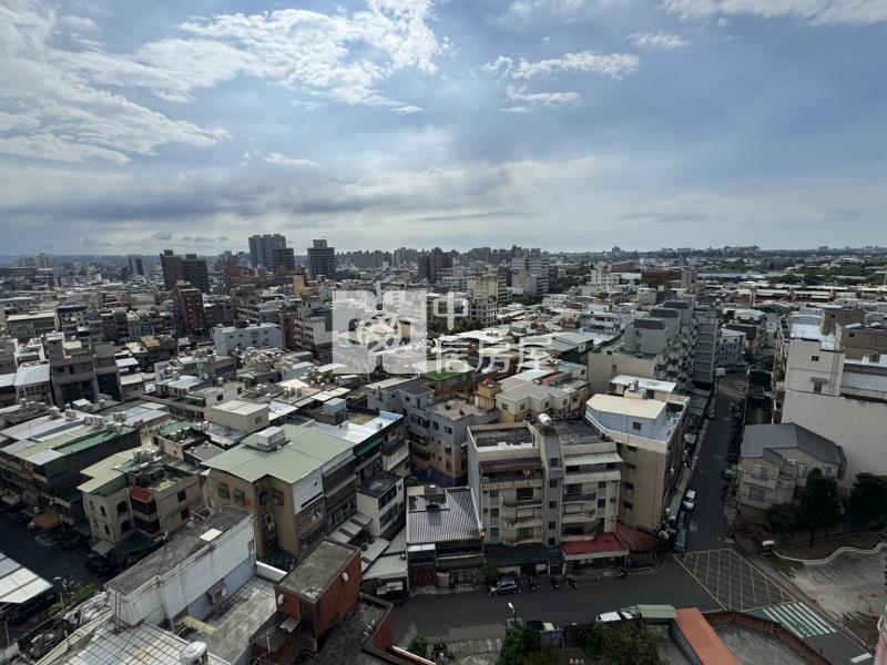 近SOGO市區景觀三房房屋室內格局與周邊環境