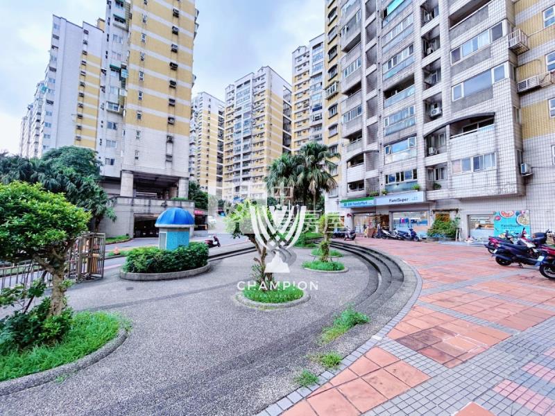【冠軍】水岸城市前區側景三房車房屋室內格局與周邊環境