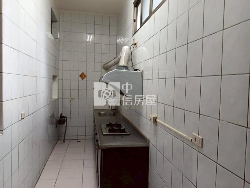埔心明聖國小旁車庫美墅房屋室內格局與周邊環境