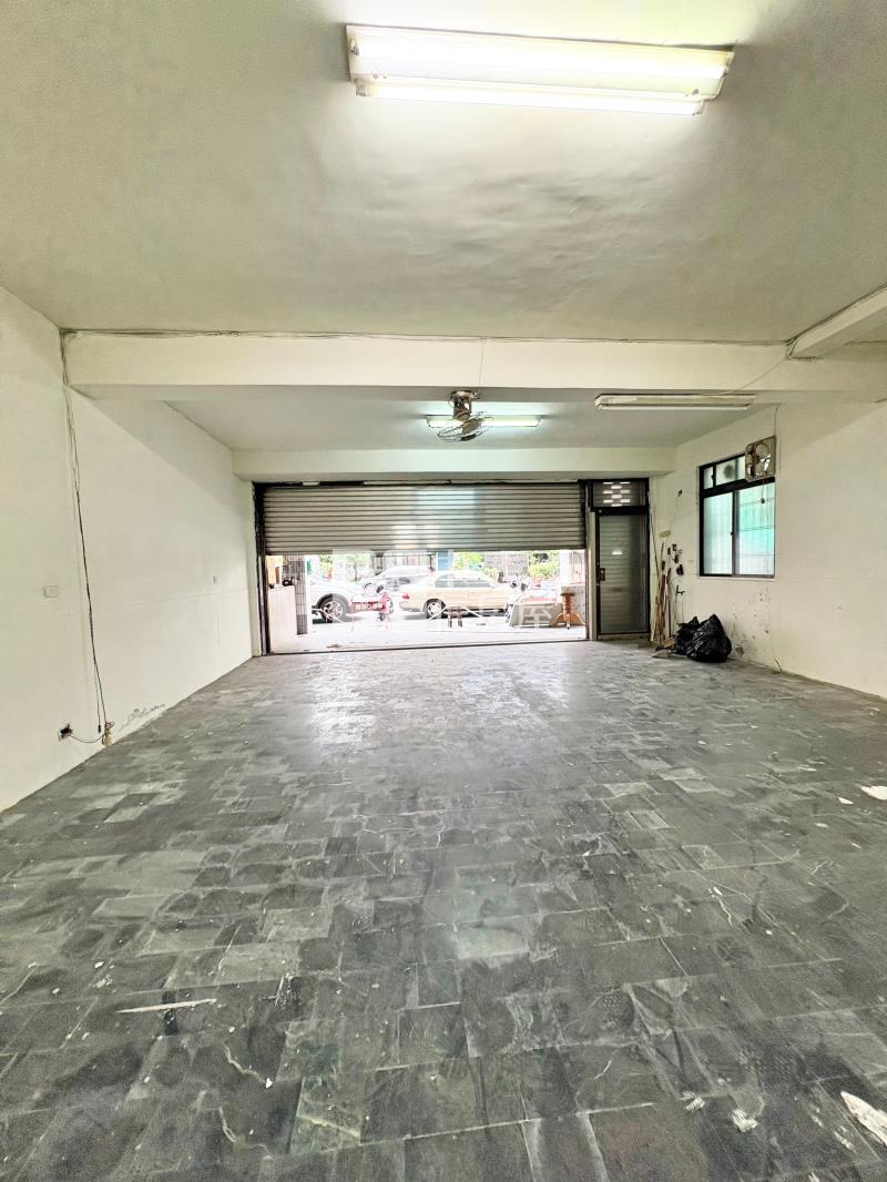 鼓山裕興路面寬近7米 雙層金店面房屋室內格局與周邊環境