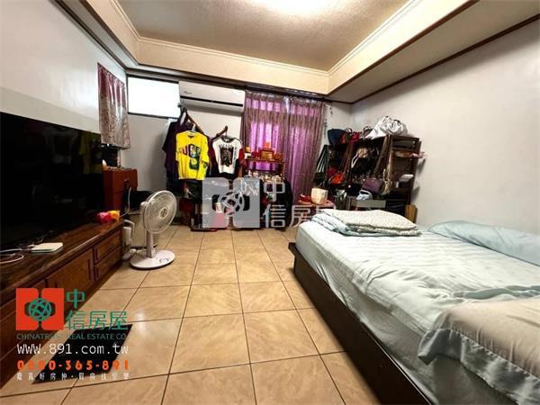 友愛路大坪數5房住家房屋室內格局與周邊環境