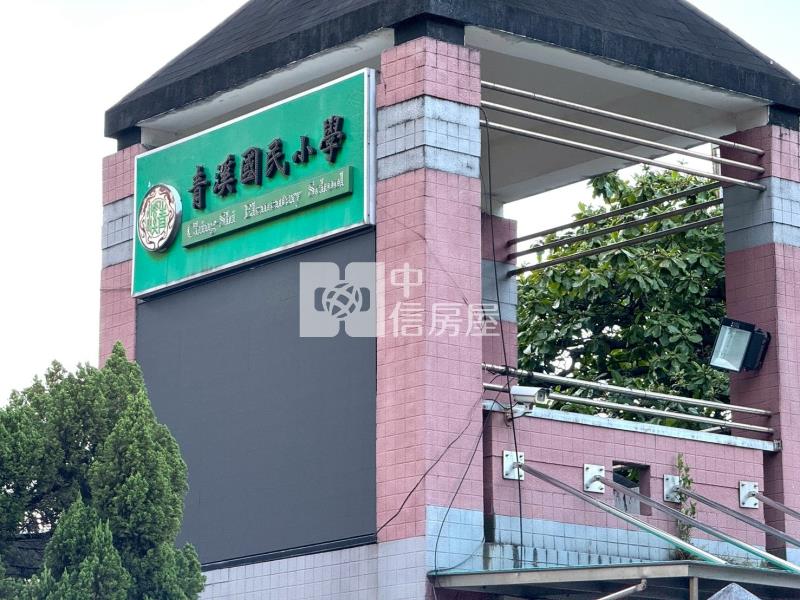 桃園小檜溪金地26-泰山18甲店房屋室內格局與周邊環境