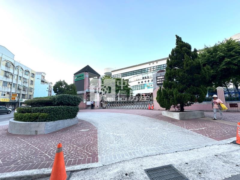 桃園小檜溪金地26-泰山18甲店房屋室內格局與周邊環境