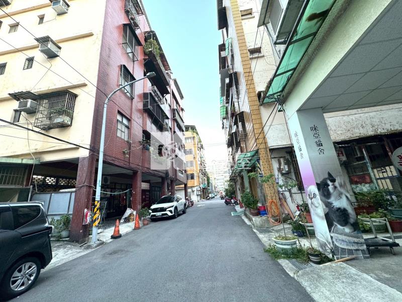 桃園小檜溪金地26-泰山18甲店房屋室內格局與周邊環境