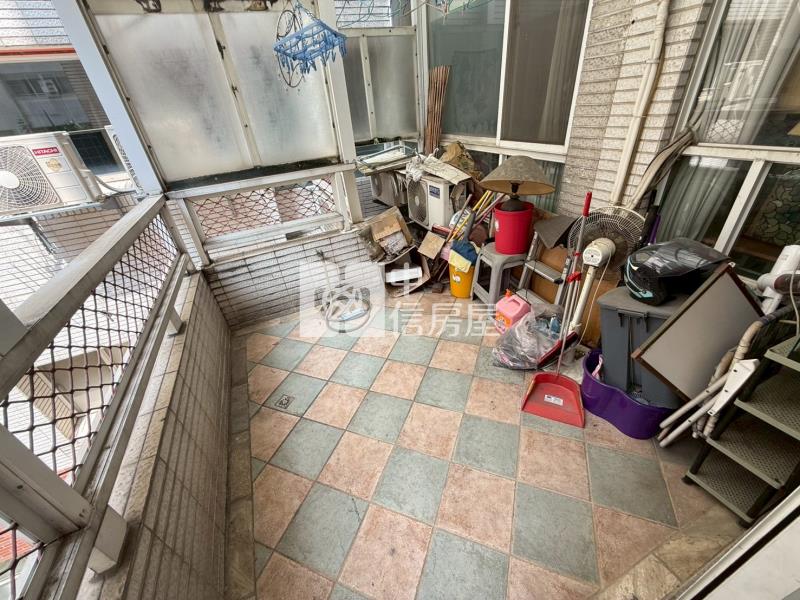 中山醫大慶捷運三房美屋附平車房屋室內格局與周邊環境