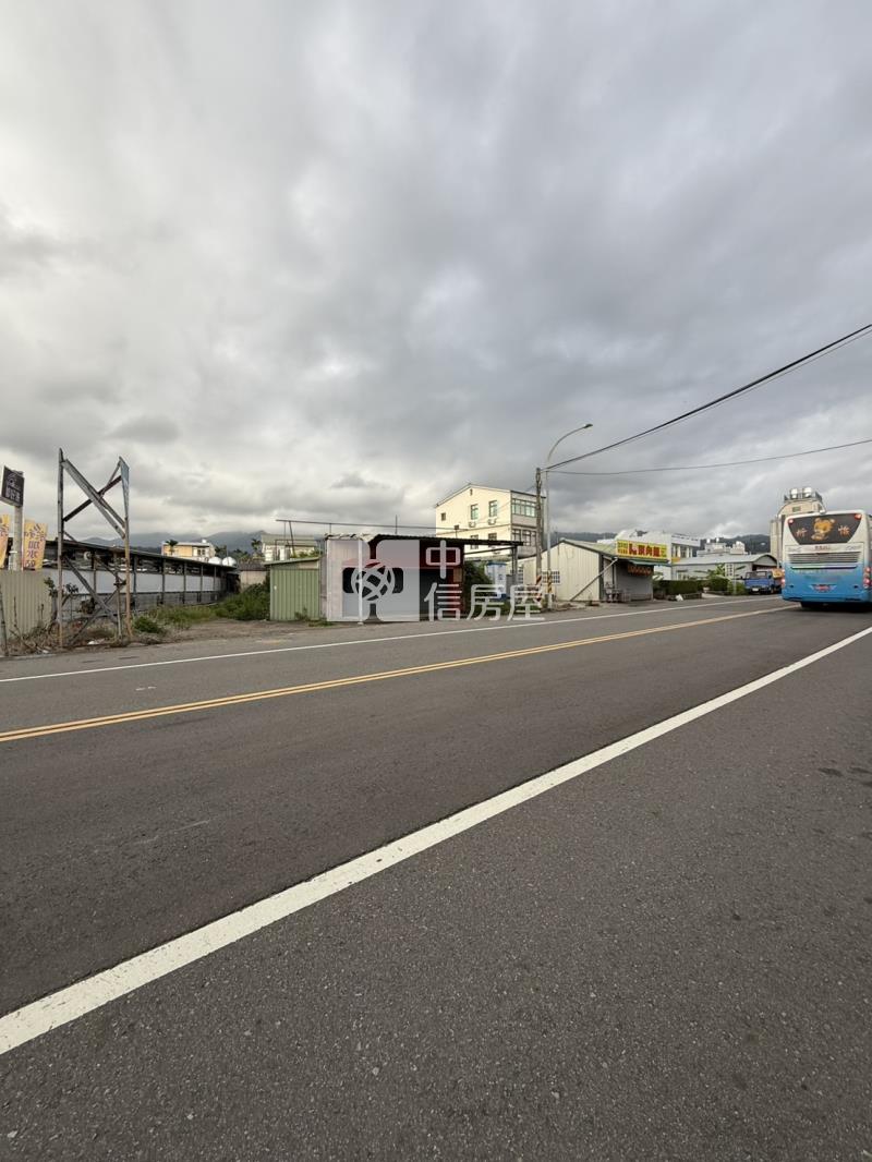 近苗栗公館臨路20米美農地房屋室內格局與周邊環境
