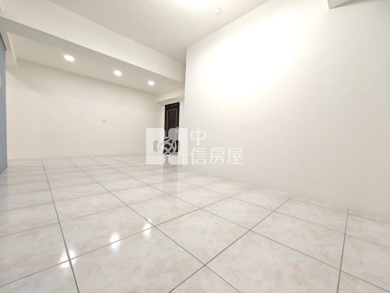 中清捷運站立人國小三房電梯華廈房屋室內格局與周邊環境