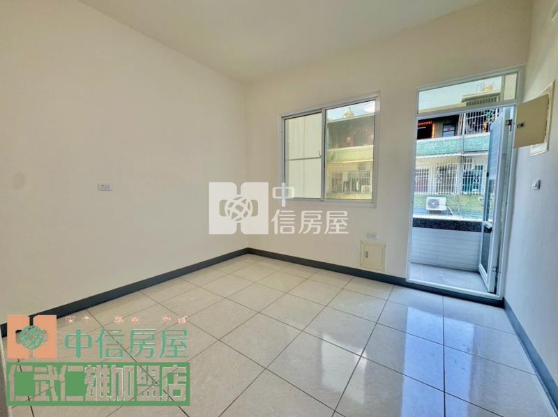 仁武翻新靜巷透天房屋室內格局與周邊環境