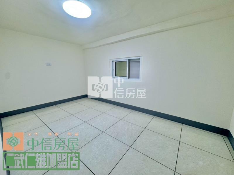 仁武翻新靜巷透天房屋室內格局與周邊環境