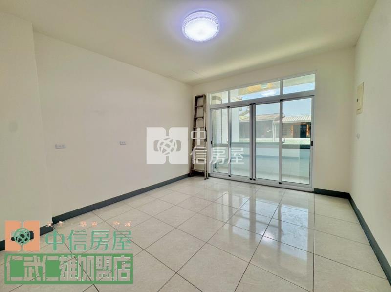 仁武翻新靜巷透天房屋室內格局與周邊環境