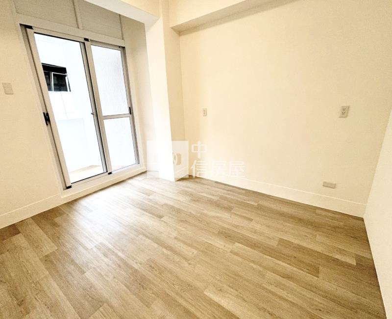 忠孝夜市旁美寓房屋室內格局與周邊環境