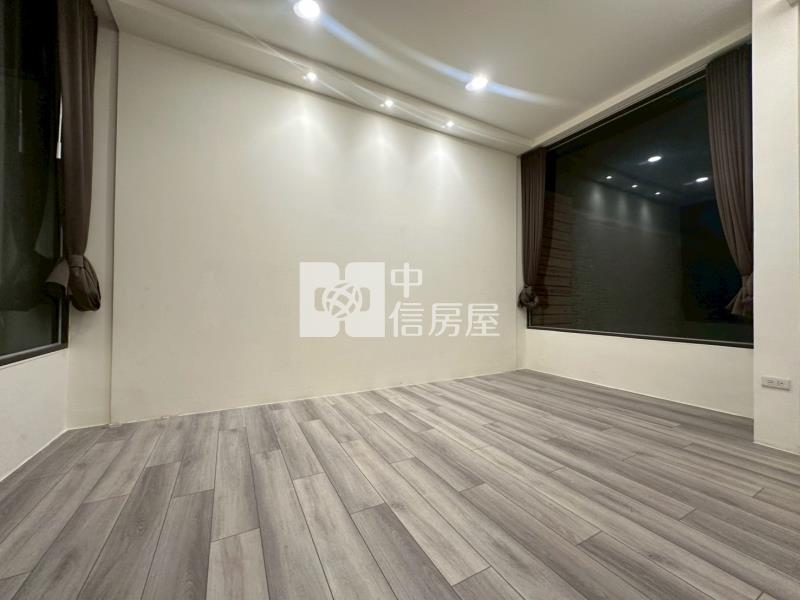 鄉林帝堡面惠來公園大地坪豪墅房屋室內格局與周邊環境