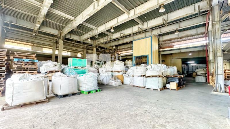 仁德中正路大面寬廠辦房屋室內格局與周邊環境