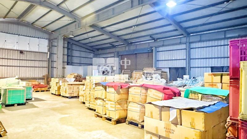仁德中正路大面寬廠辦房屋室內格局與周邊環境