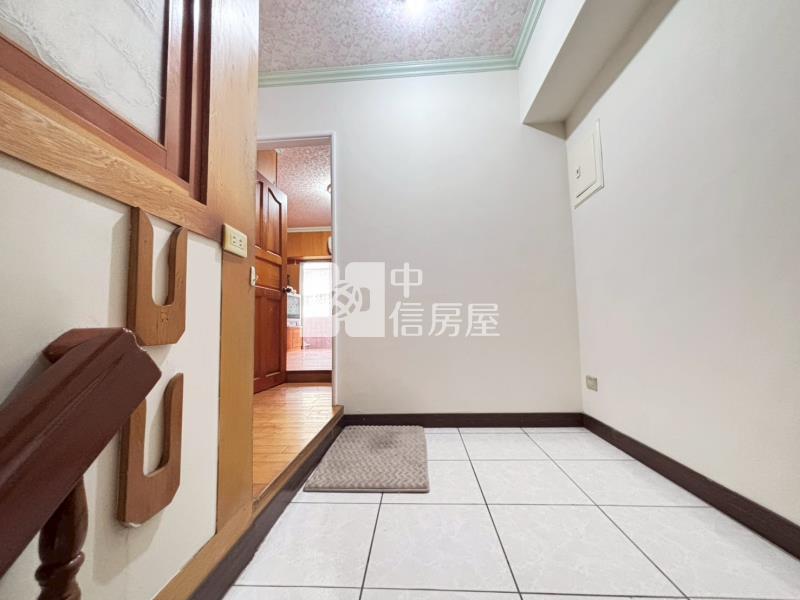 (藝術尊品)五權車站1+2樓店可營登房屋室內格局與周邊環境