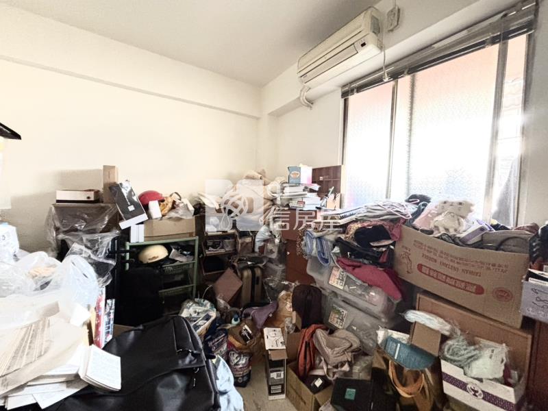 向上市場五樓健身公寓房屋室內格局與周邊環境