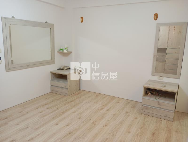 明道中學旁前院車庫美別墅房屋室內格局與周邊環境