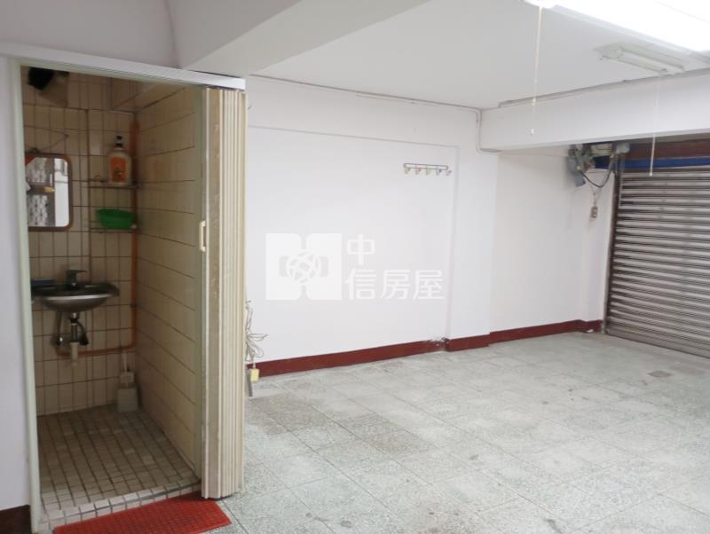 明道中學旁前院車庫美別墅房屋室內格局與周邊環境