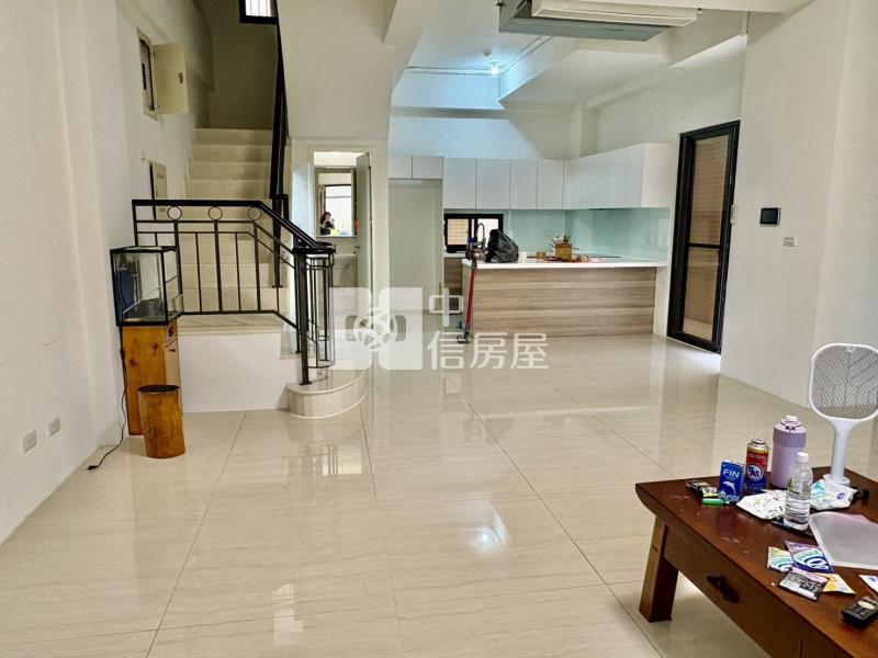 朝陽臨路大面寬海德堡莊園房屋室內格局與周邊環境